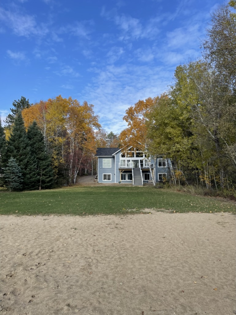Perch Lake Cabin - "Eagles Wings"